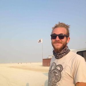 Meet your Posher, Corey